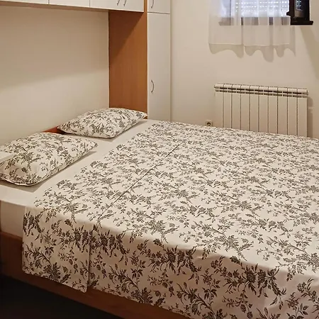 2 Bedroom In * Zadar