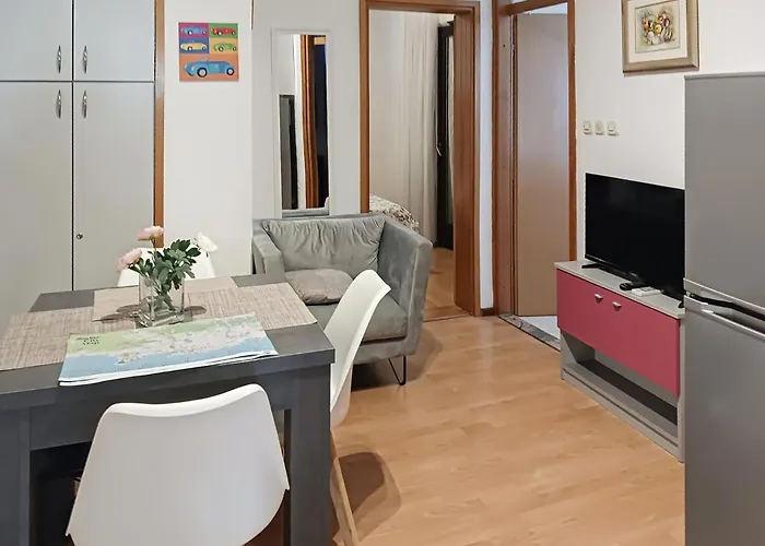 Apartmán 2 Bedroom Beautiful In