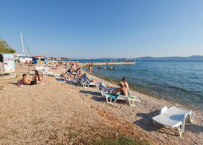 2 Bedroom Beautiful In Задар