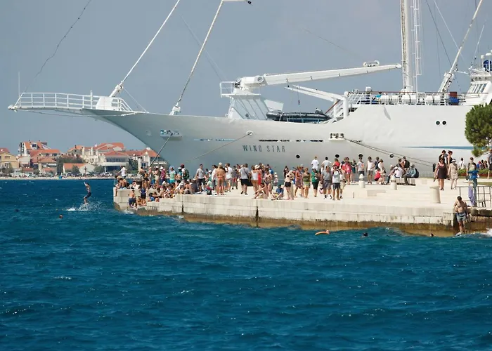 Апартаменты 2 Bedroom Beautiful In Задар